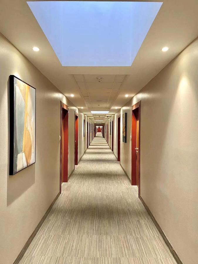 Milky Way Hotel Budapest Exterior photo