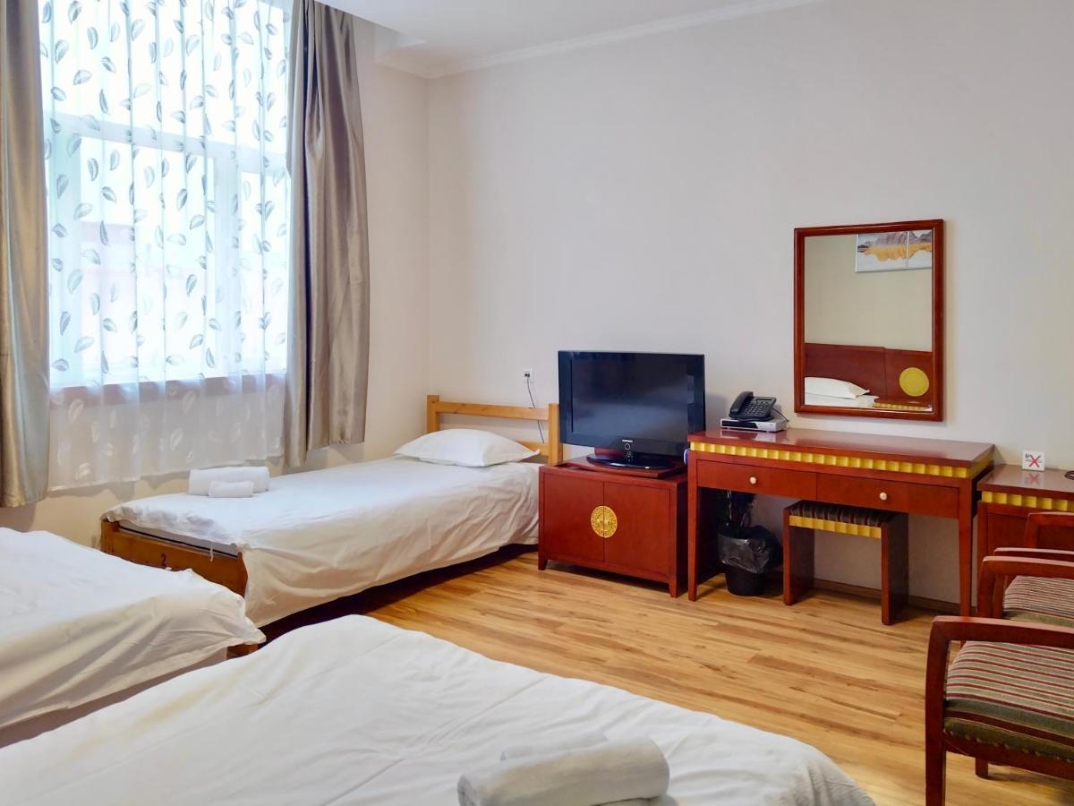 Milky Way Hotel Budapest Exterior photo