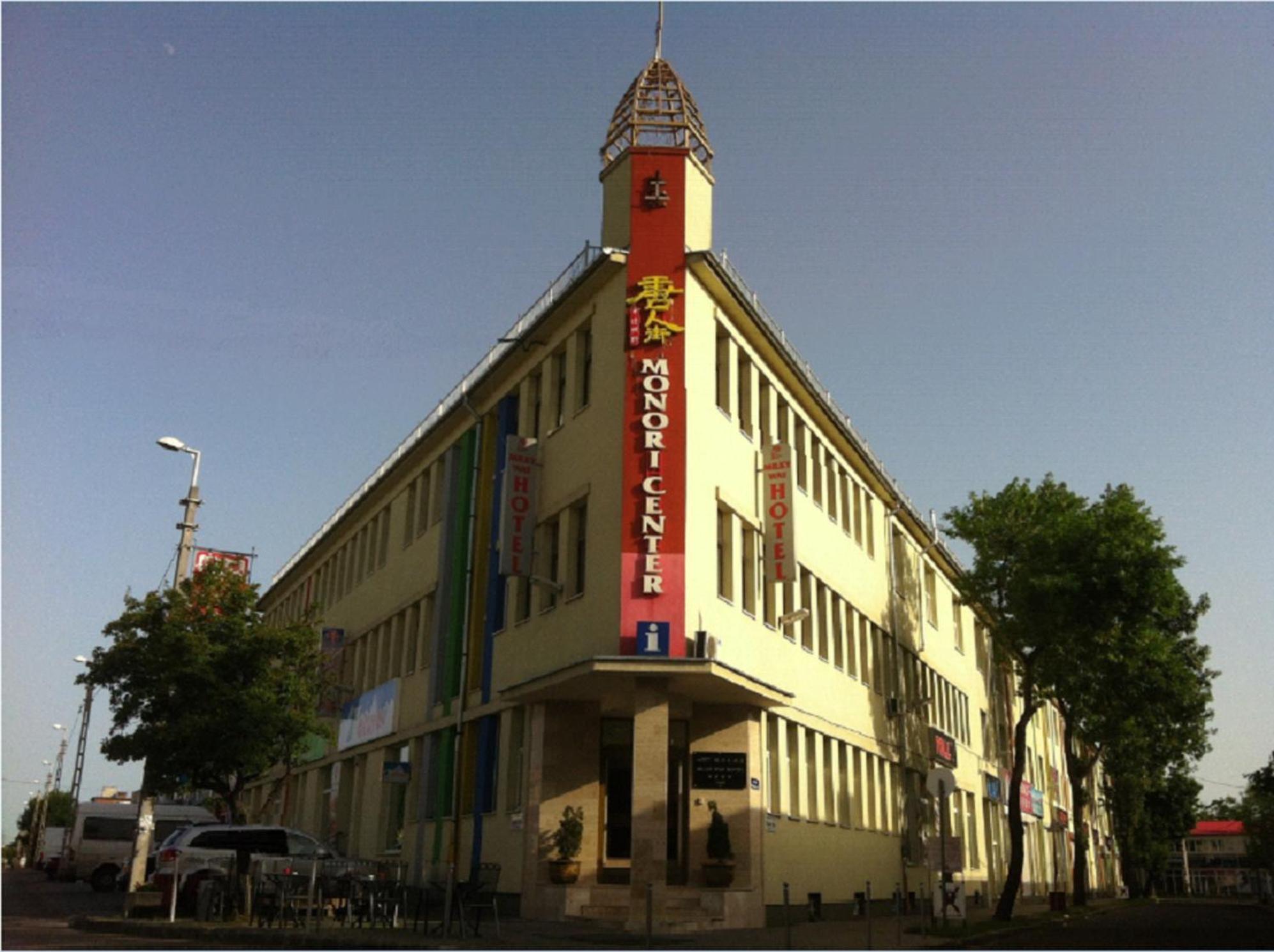 Milky Way Hotel Budapest Exterior photo
